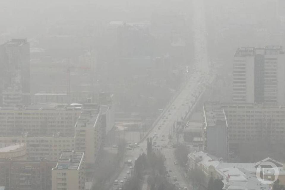 Волгоград накроет пыльная буря, движущаяся из Калмыкии